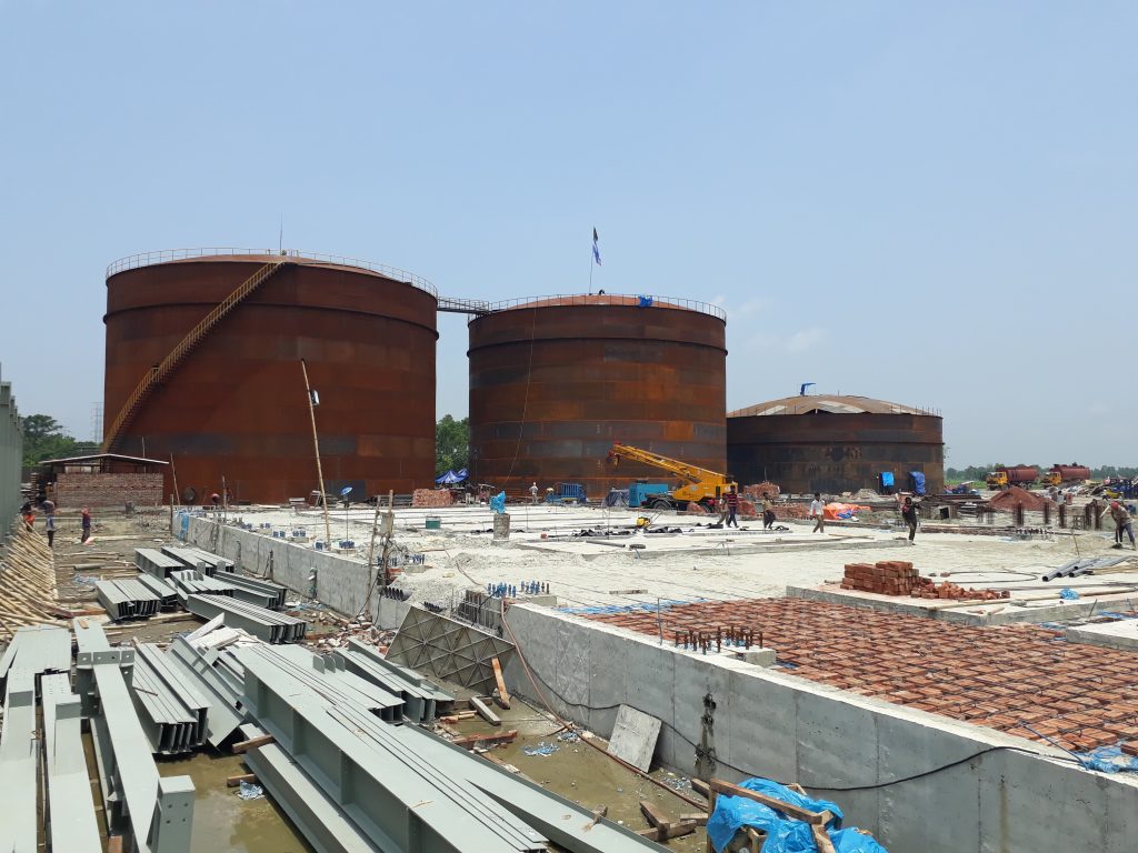 Listings 10,000 cubic meter storage tank fabrication and installation